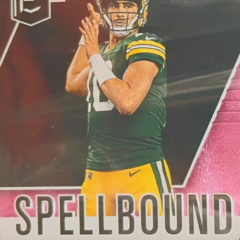 Elite Quarterback 9 Assorted Mint Cards (Jordan Love Spellbound!)